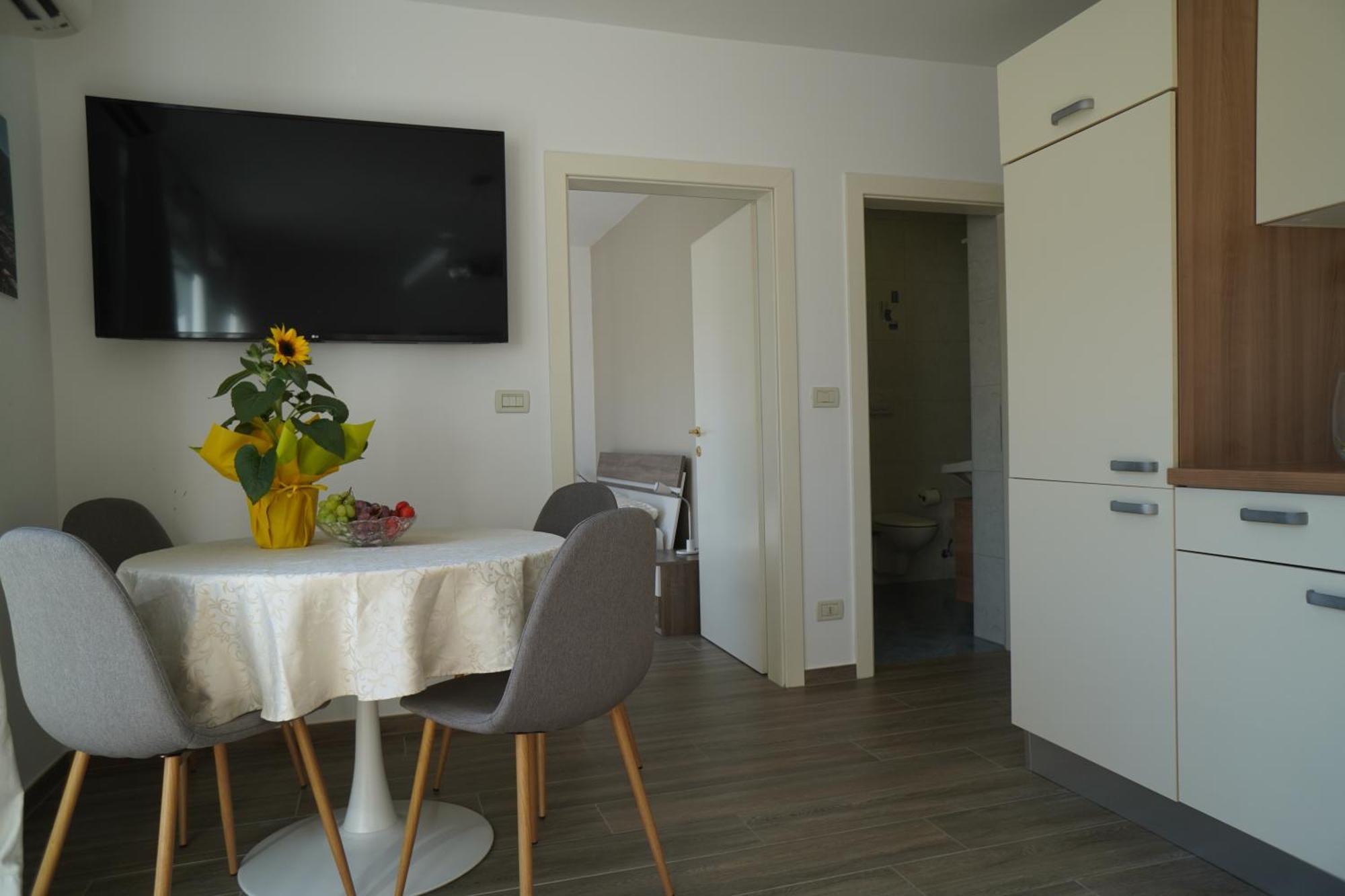 Apartment Roma Мерано Экстерьер фото